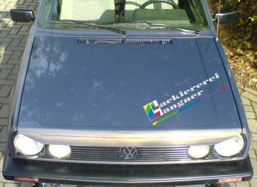 Motorhaube VW Polo mit dem Firmennamen